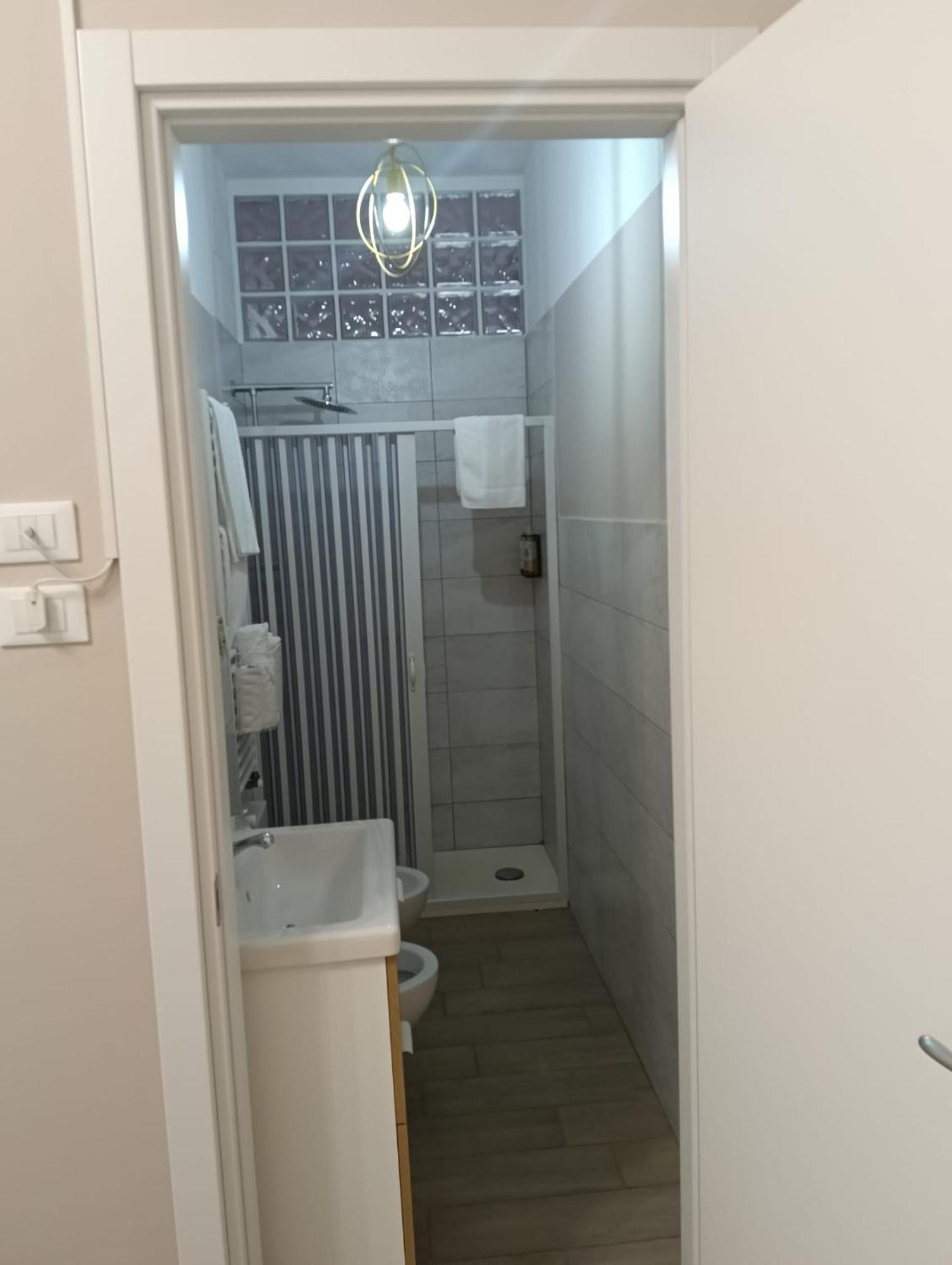 Civico 250 Bed and Breakfast Pescara Buitenkant foto