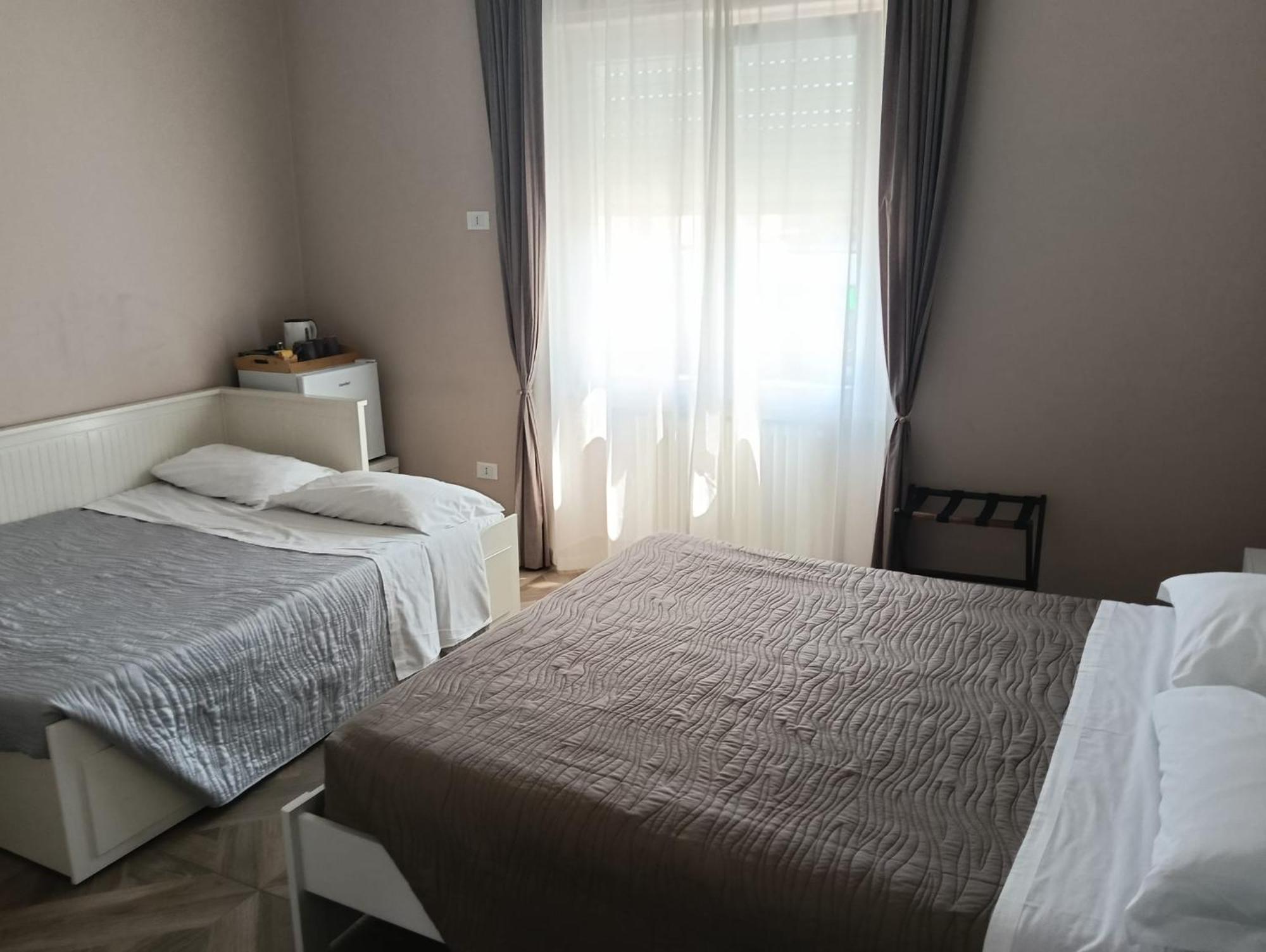 Civico 250 Bed and Breakfast Pescara Buitenkant foto